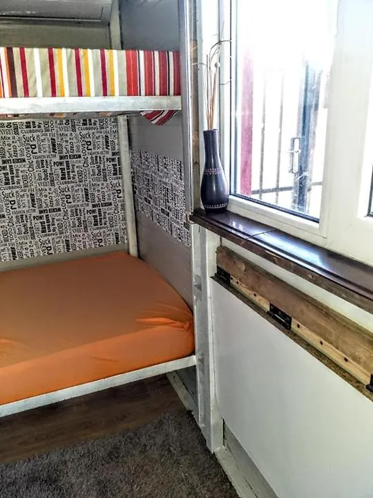 Two Rooms Cabin House 부쿠레슈티